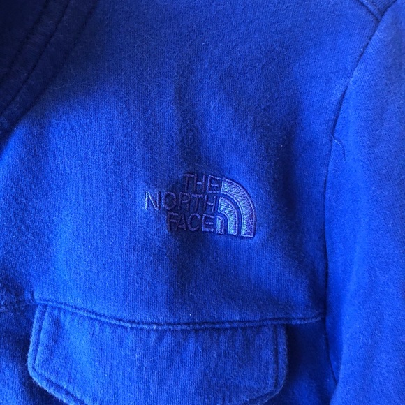 The North Face long zip up sweater - Picture 2 of 5